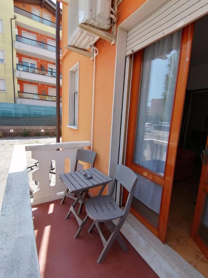 Appartamento Bilocale Kenya Caorle Esterno foto